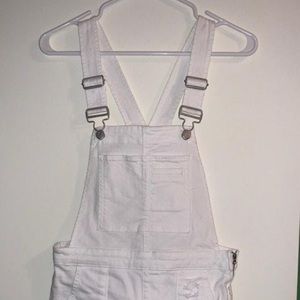 Gap overalls